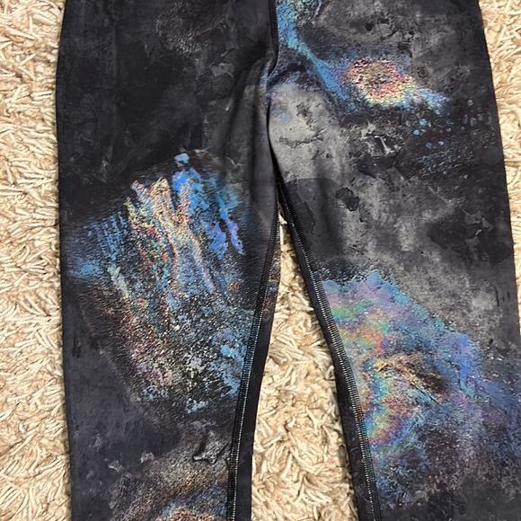 Reebok Oil Spill Legging - Picture 3 of 4